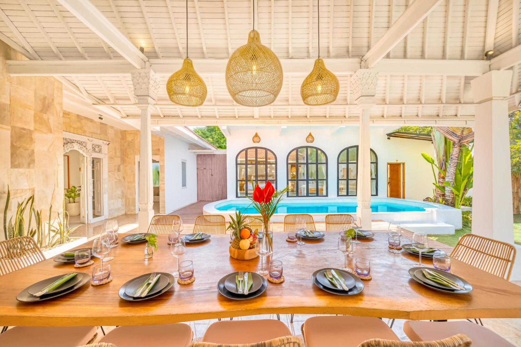 Villa Cologne - 6 Bdr Villa, 2 Private Pools & Huge Garden, Walk To The Beach Seminyak  Ngoại thất bức ảnh