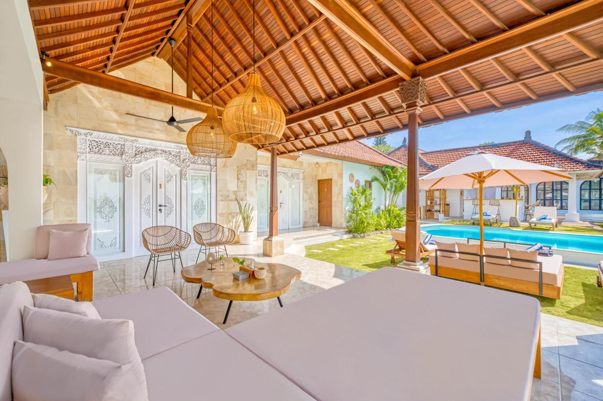 Villa Cologne - 6 Bdr Villa, 2 Private Pools & Huge Garden, Walk To The Beach Seminyak  Ngoại thất bức ảnh